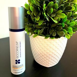 BioCorneum Advanced Scar Treatment Gel with SPF 30. Useful for C-Section scars!